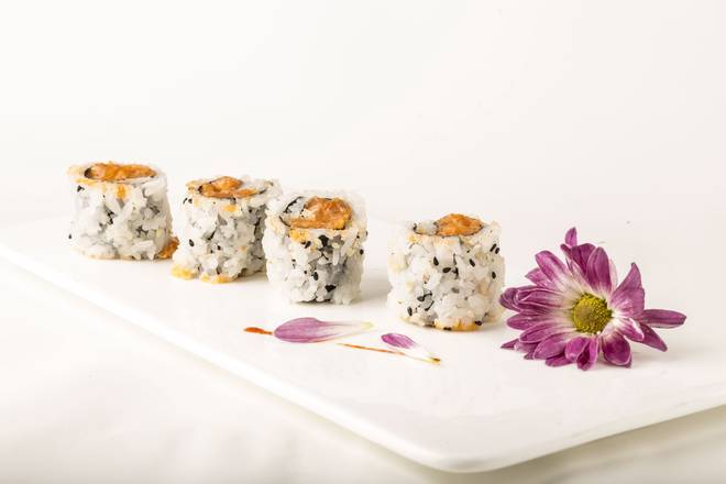 R22. Spicy Salmon Roll 辣三文魚卷